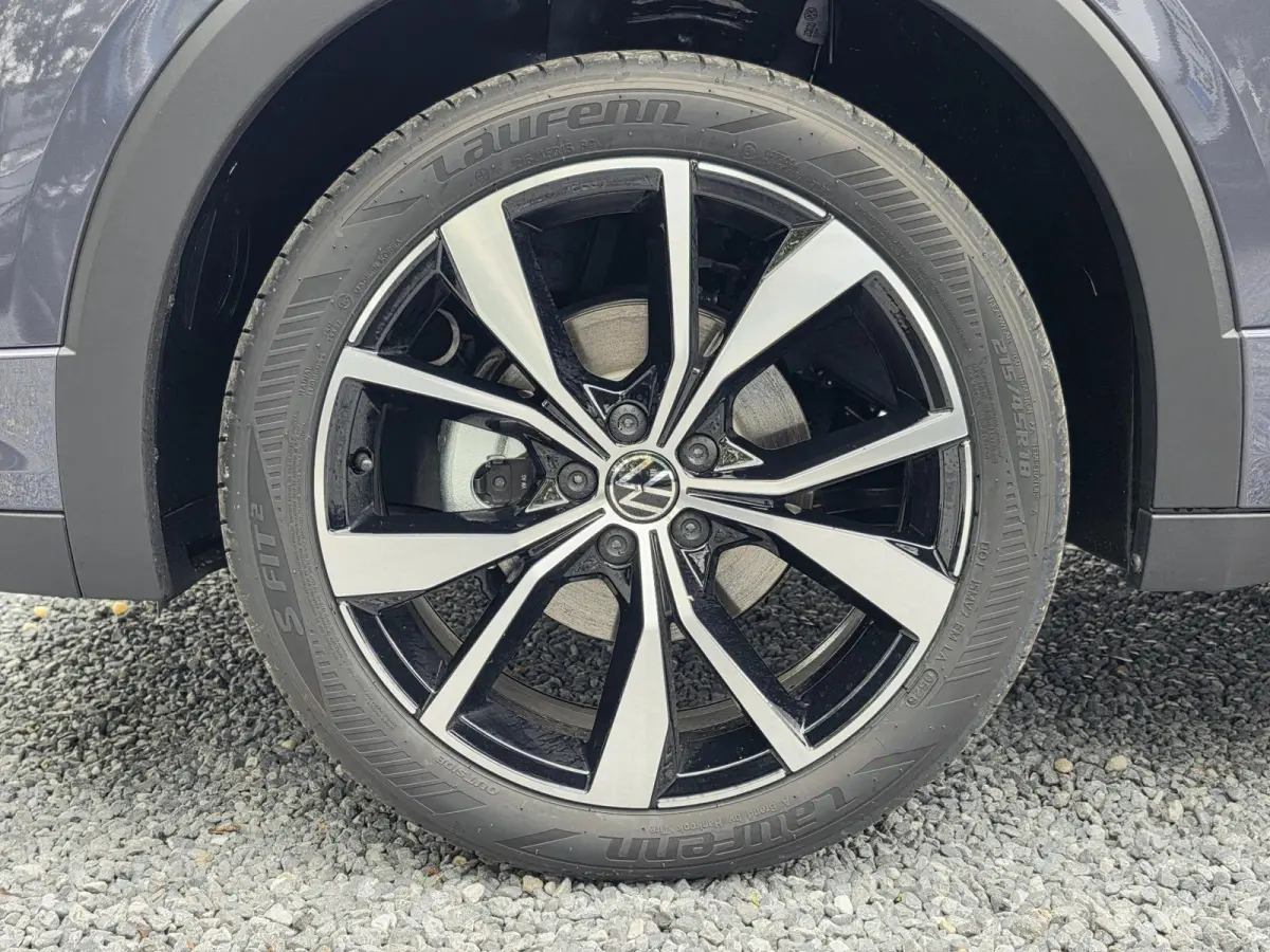 1.0 TSI DSG R-Line (Camera,Acc,IQ,Clima)