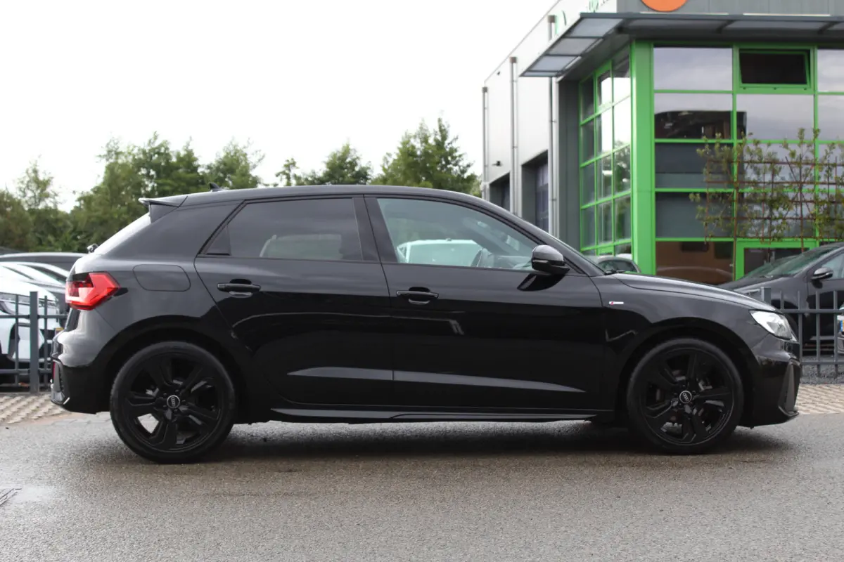 35 TFSI 150Pk DSG Automaat 2x S-line | Camera