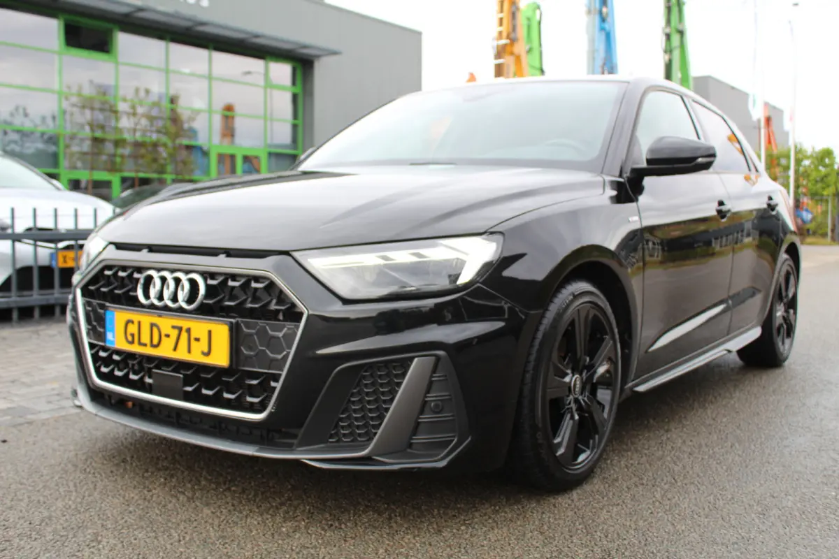 35 TFSI 150Pk DSG Automaat 2x S-line | Camera