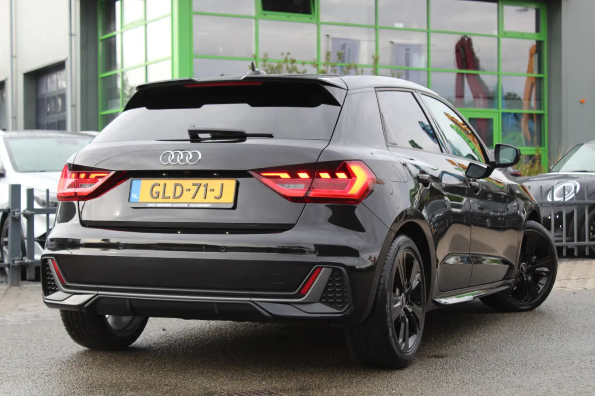 35 TFSI 150Pk DSG Automaat 2x S-line | Camera