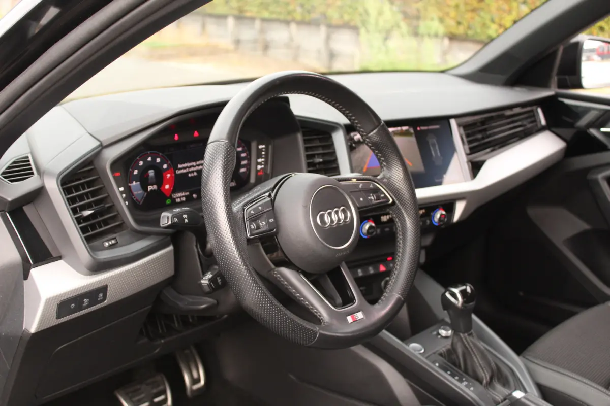35 TFSI 150Pk DSG Automaat 2x S-line | Camera