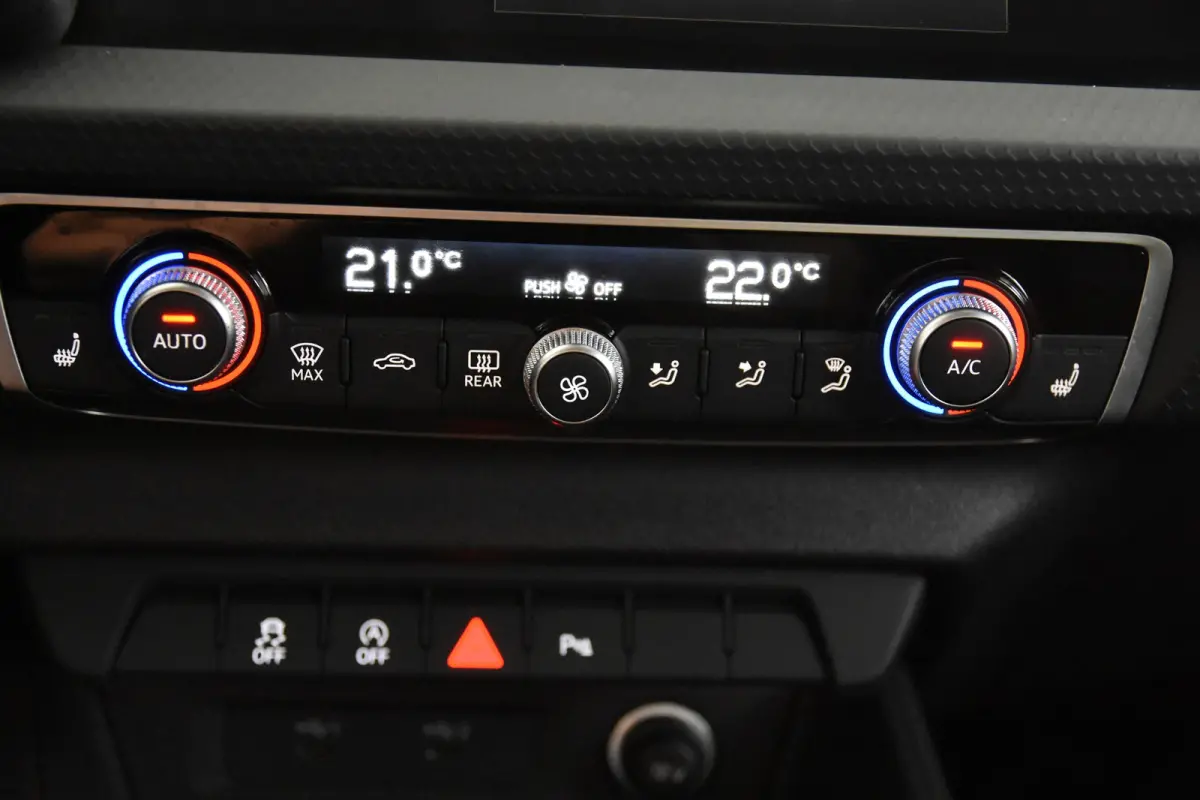 30 TFSI S-tronic *1ste Eigenaar*Navigatie*Stoelverwarming*