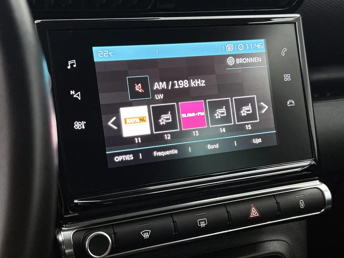 1.2 110pk Business Automaat | Trekhaak | Navigatie | Climate Control | Camera | Cruise Control | Parkeersensoren Voor + Achter | 16"LMV |