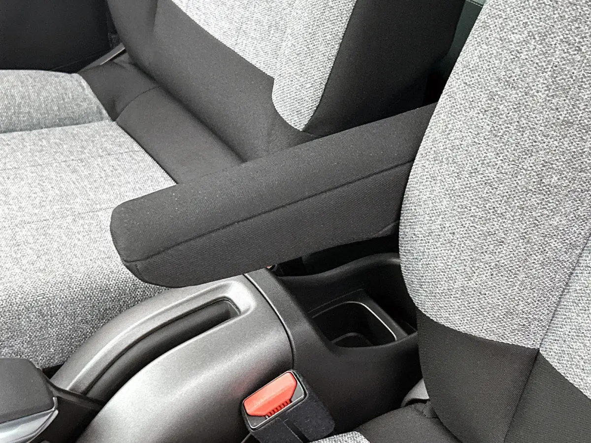 1.2 110pk Business Automaat | Trekhaak | Navigatie | Climate Control | Camera | Cruise Control | Parkeersensoren Voor + Achter | 16"LMV |