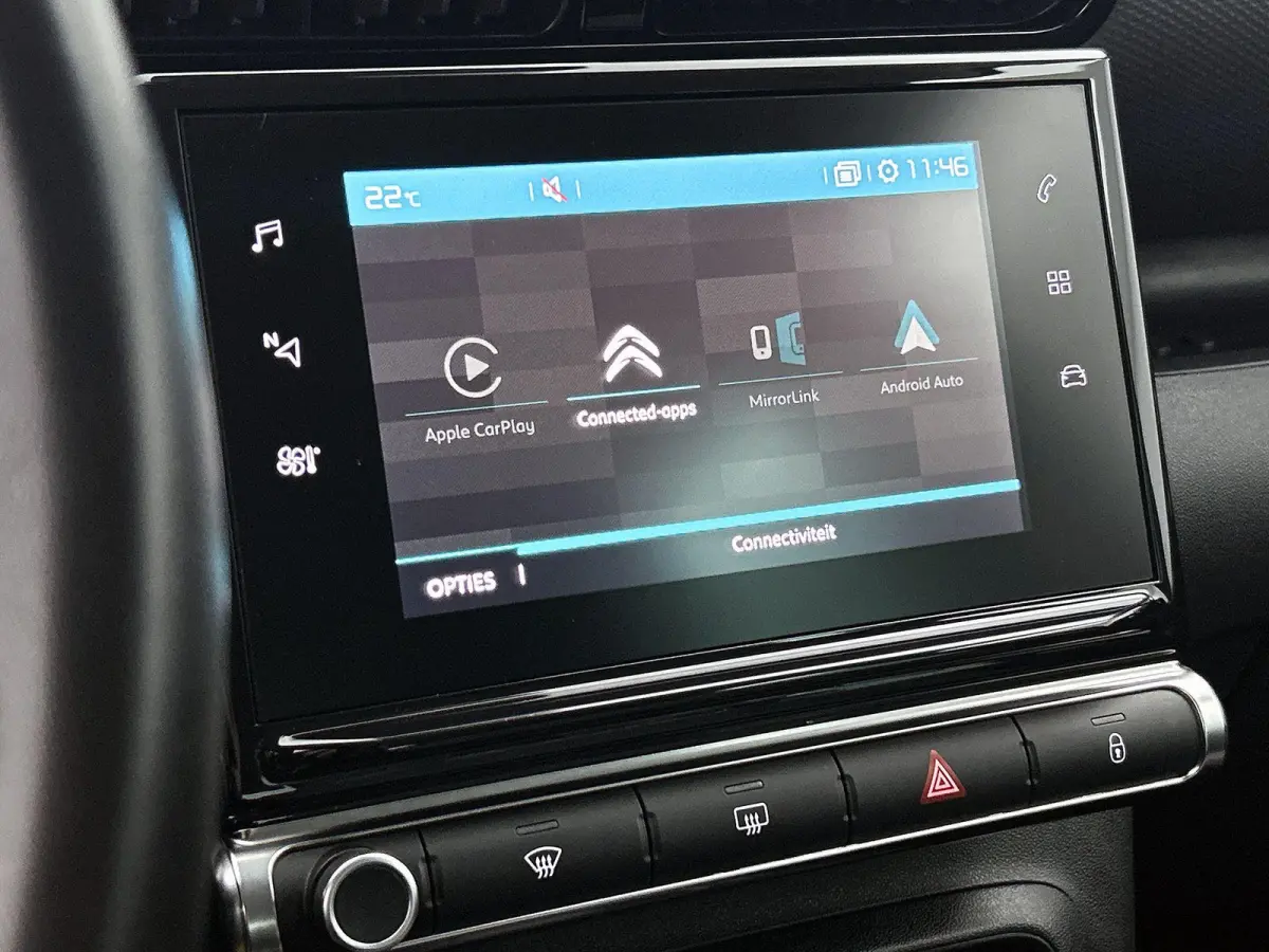 1.2 110pk Business Automaat | Trekhaak | Navigatie | Climate Control | Camera | Cruise Control | Parkeersensoren Voor + Achter | 16"LMV |