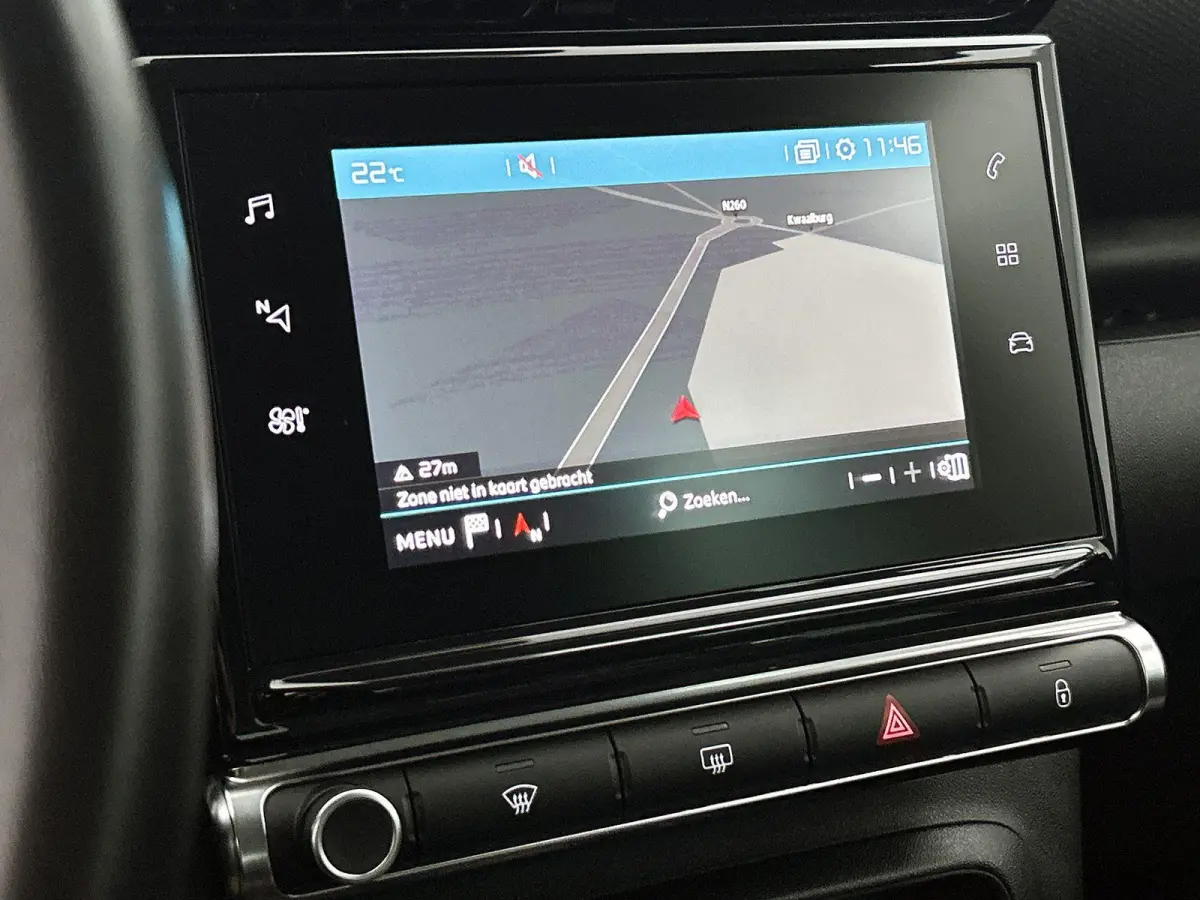 1.2 110pk Business Automaat | Trekhaak | Navigatie | Climate Control | Camera | Cruise Control | Parkeersensoren Voor + Achter | 16"LMV |