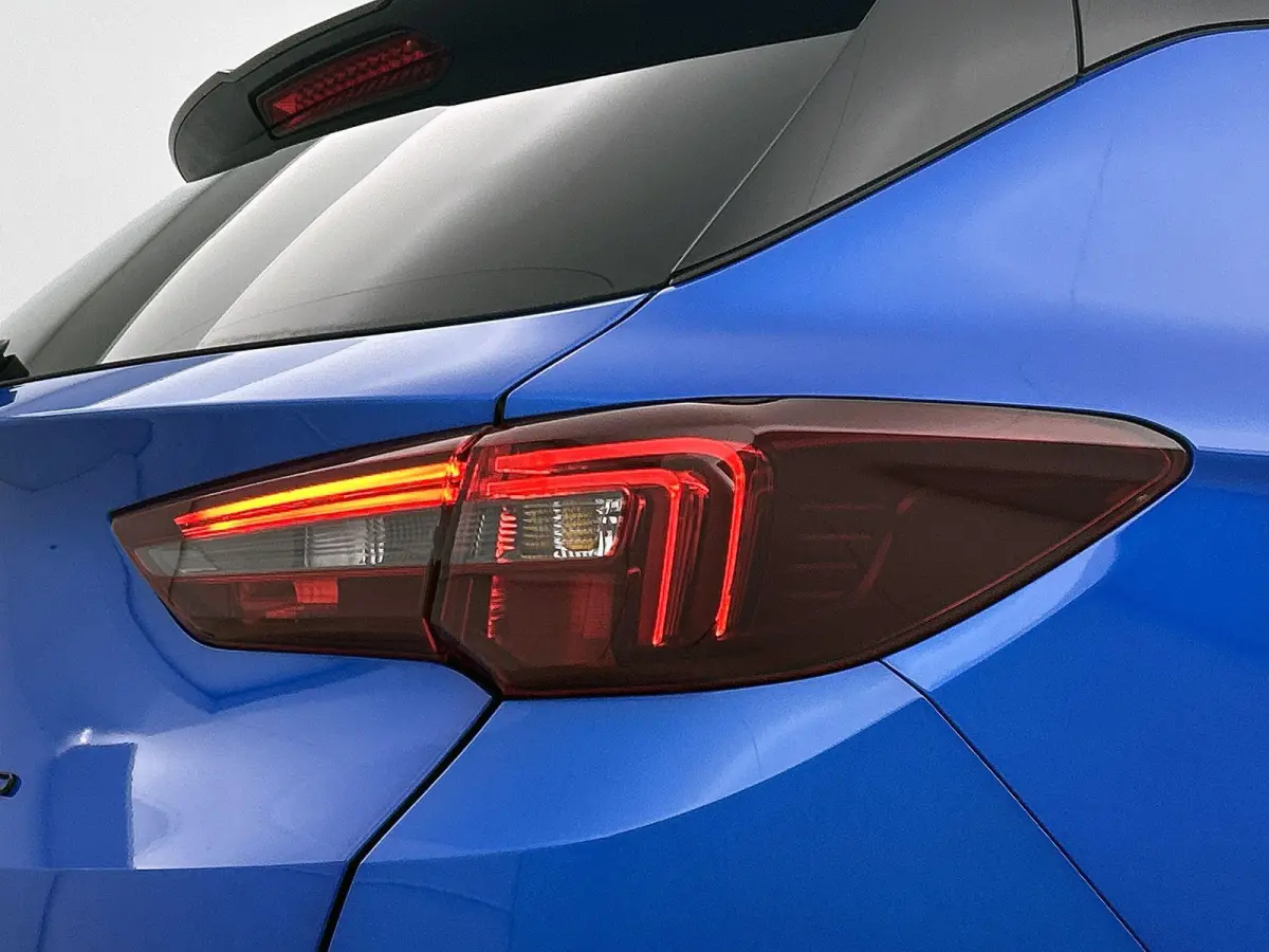 1.6 225pk Plug-In Hybrid GS Line Automaat | LAGE KM | Camera Voor + Achter | Lendensteun | Elektrische Klep | Dodehoekdetectie | Adaptieve Cruise Control | Stoel-/Stuurverwarming |