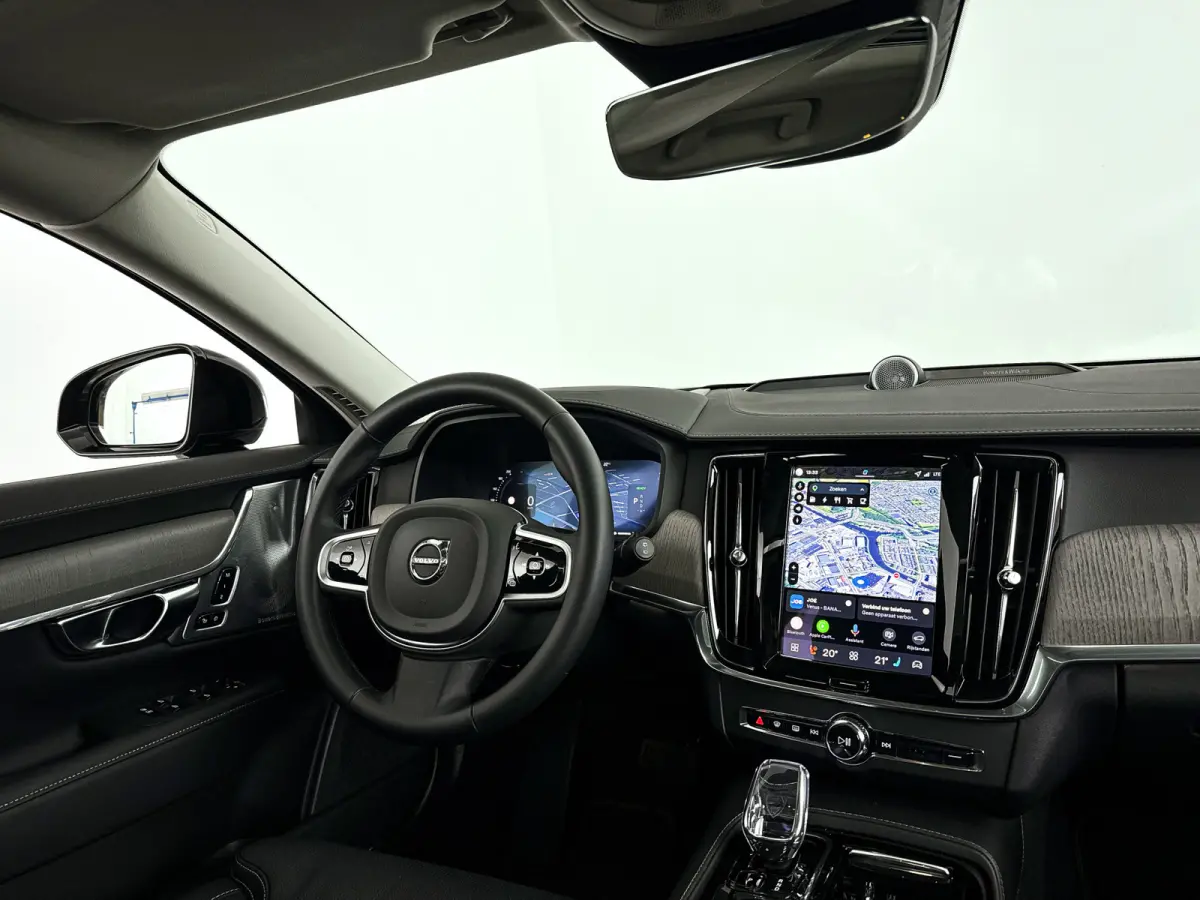 T8 Plug-in hybrid AWD Ultra Dark | Panoramadak | 360° camera | Bowers & Wilkins | Luchtvering | Stoelventilatie | Stoel- en Stuurverwarming | Trekhaak