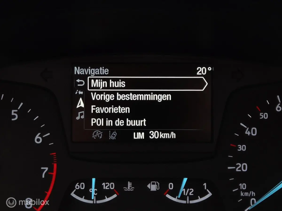1.1 TREND/AIRCO/PDC/16''LMV/CARPLAY/BLUETOOTH/LANE ASSIST/USB/ISOFIX/DAB/NAVI