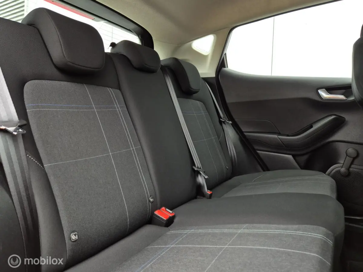 1.1 TREND/AIRCO/PDC/16''LMV/CARPLAY/BLUETOOTH/LANE ASSIST/USB/ISOFIX/DAB/NAVI
