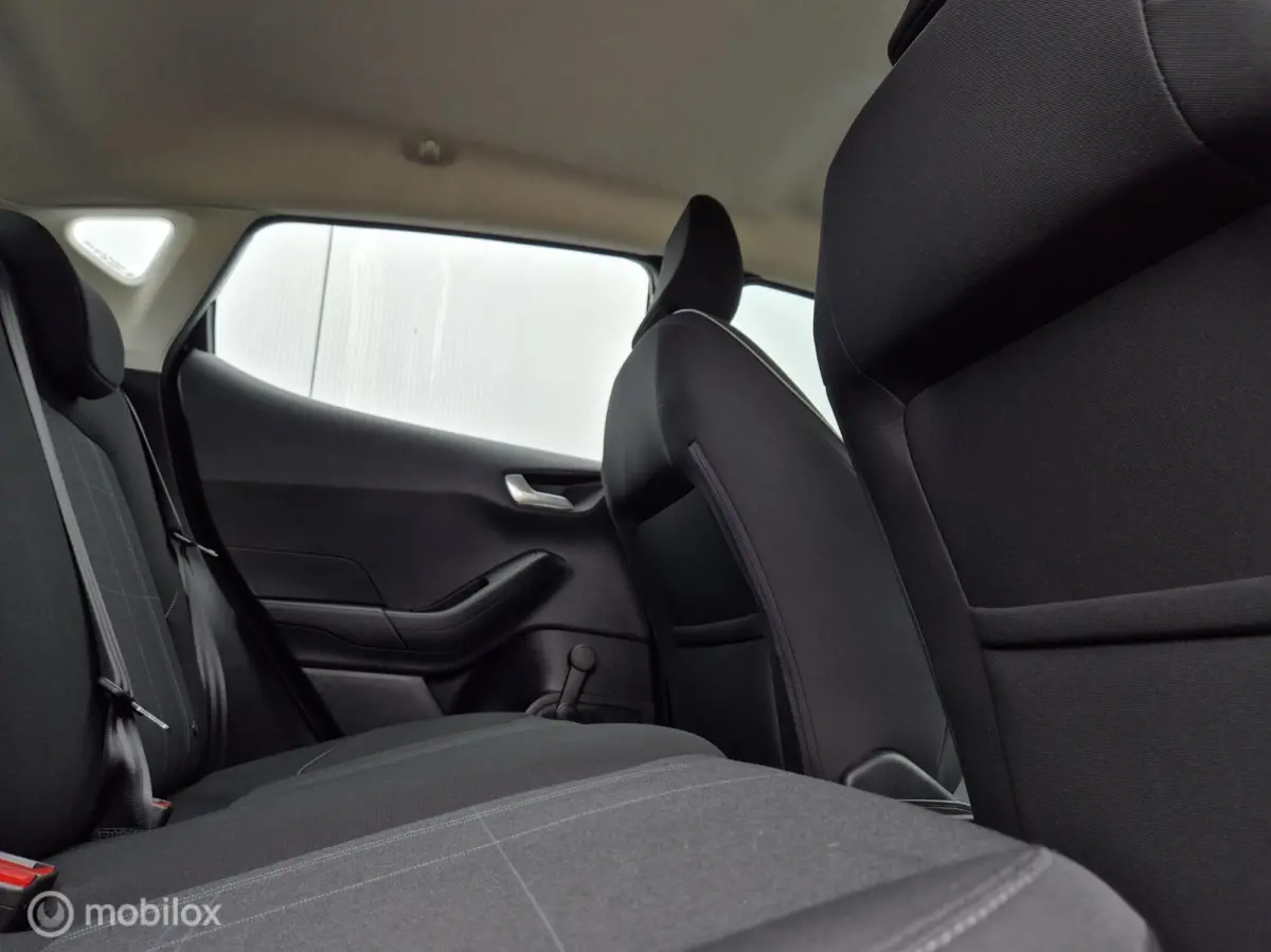 1.1 TREND/AIRCO/PDC/16''LMV/CARPLAY/BLUETOOTH/LANE ASSIST/USB/ISOFIX/DAB/NAVI