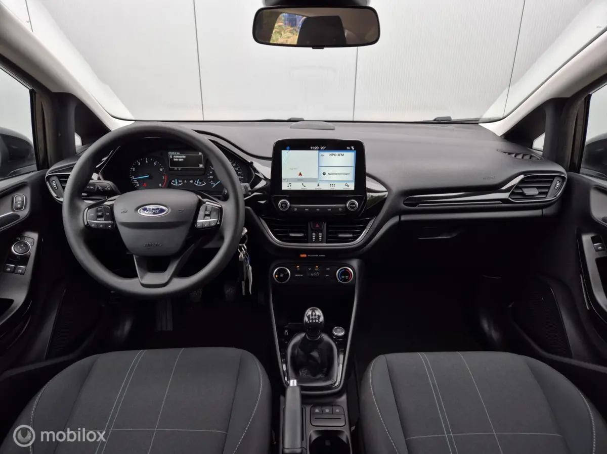 1.1 TREND/AIRCO/PDC/16''LMV/CARPLAY/BLUETOOTH/LANE ASSIST/USB/ISOFIX/DAB/NAVI