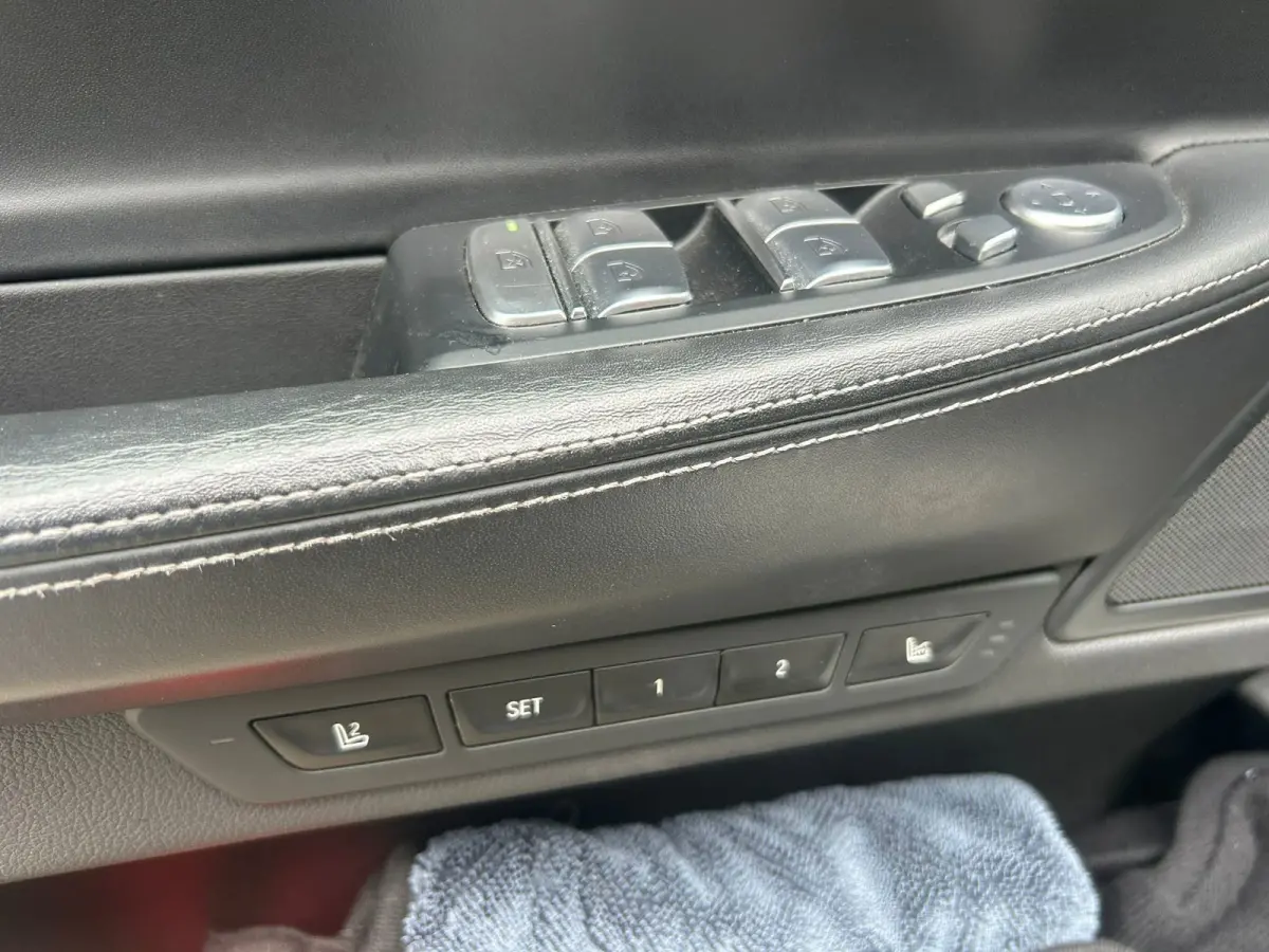730d High Executive m sport massage soft close head up 22 inch