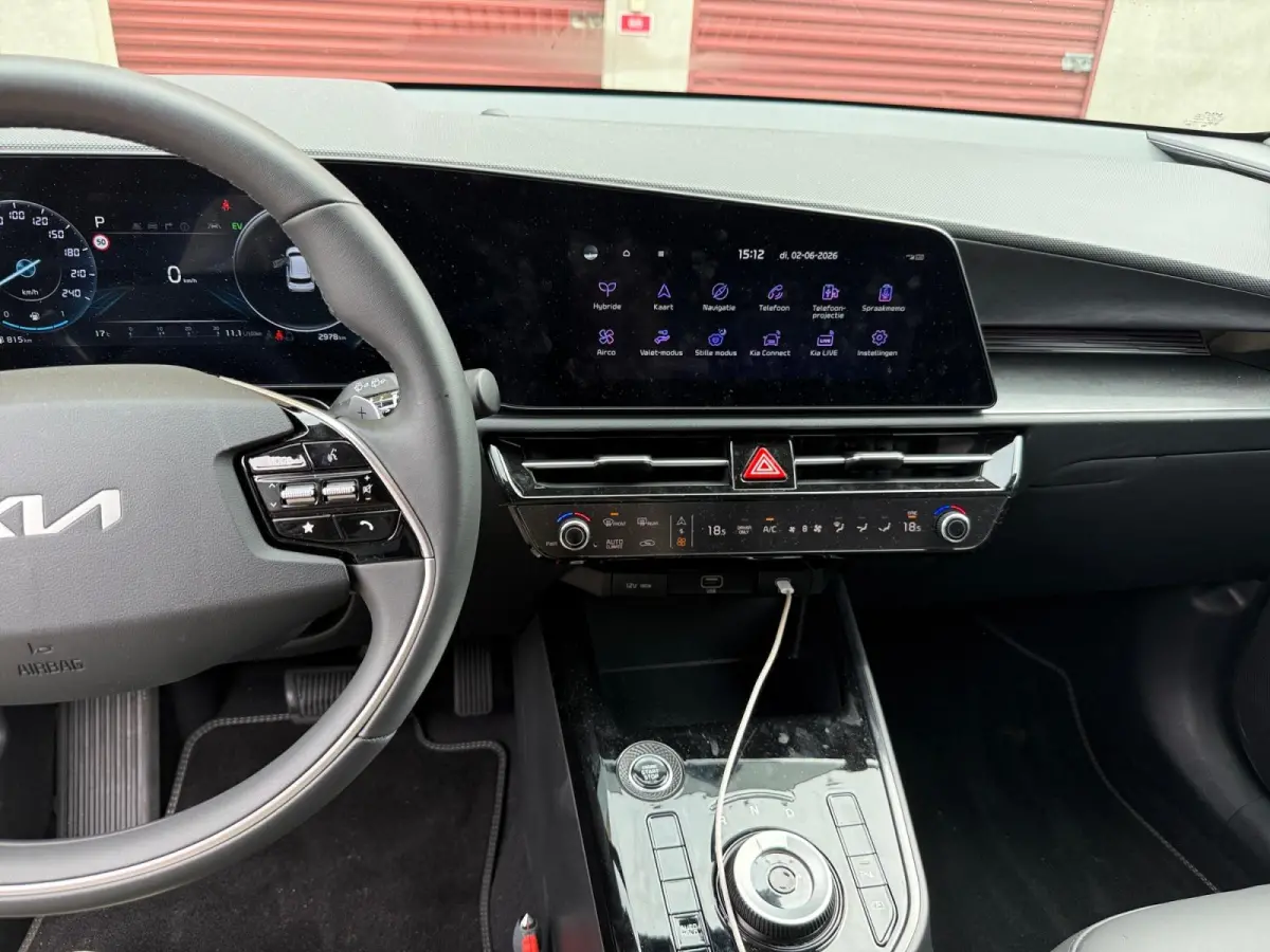 1.6 GDi Hybrid DynamicLine Navi | Metallic lak | Cruise Control Adaptief | Fabrieksgarantie t/m 3 2033 | Keyless entry | Camera |