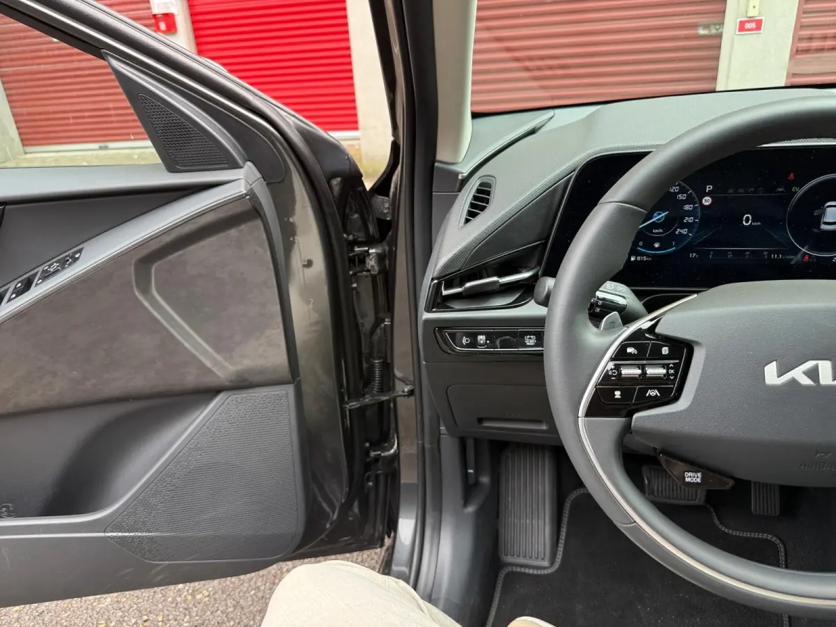 1.6 GDi Hybrid DynamicLine Navi | Metallic lak | Cruise Control Adaptief | Fabrieksgarantie t/m 3 2033 | Keyless entry | Camera |