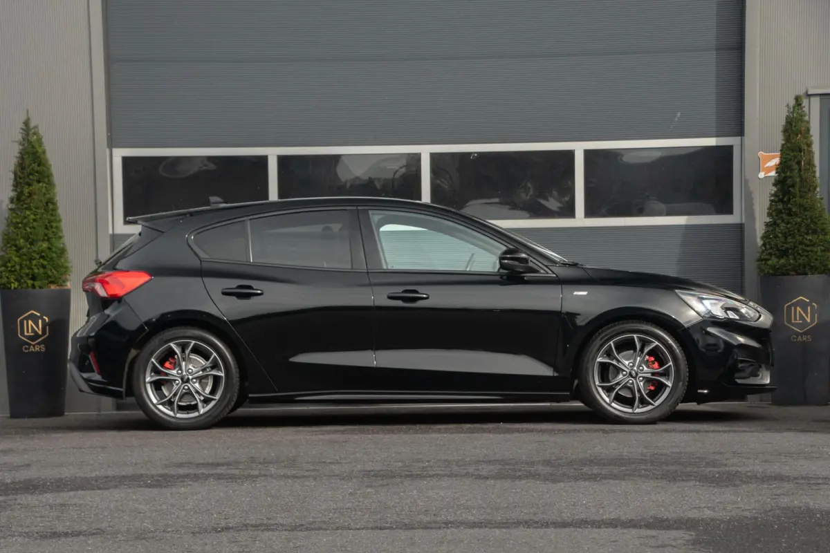 1.0 EcoBoost Titanium ST-line| Cruise | Navi