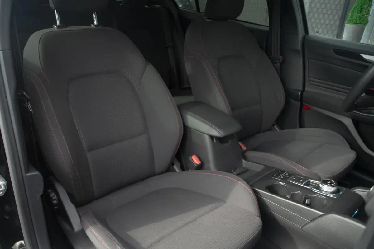 1.0 EcoBoost Titanium ST-line| Cruise | Navi