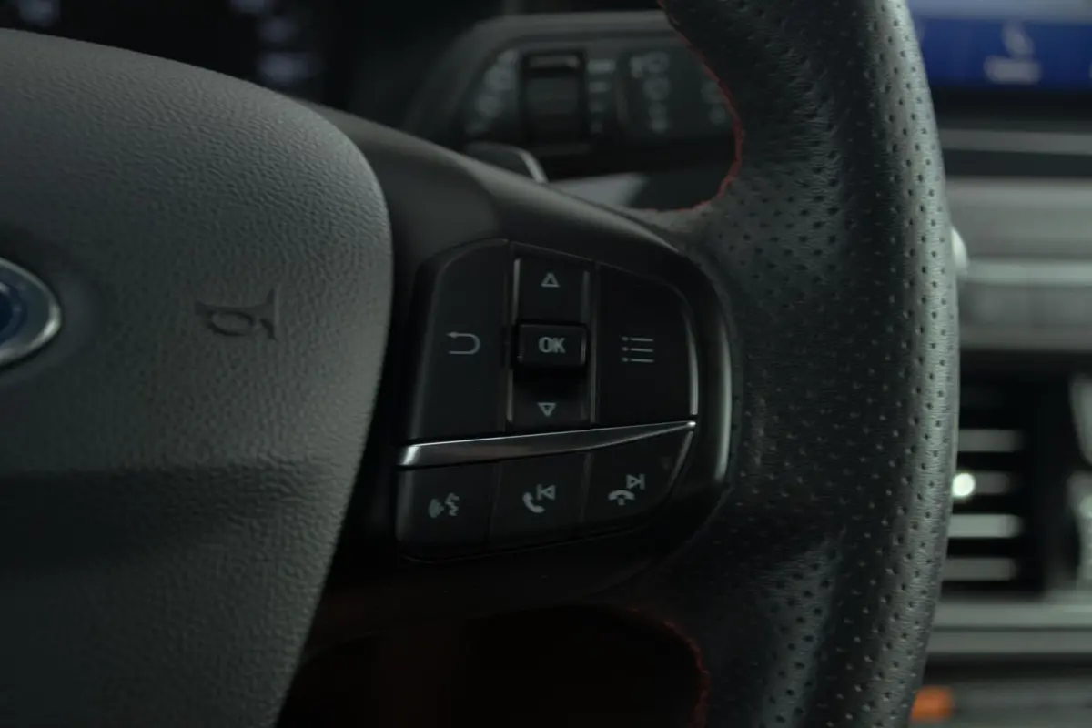 1.0 EcoBoost Titanium ST-line| Cruise | Navi
