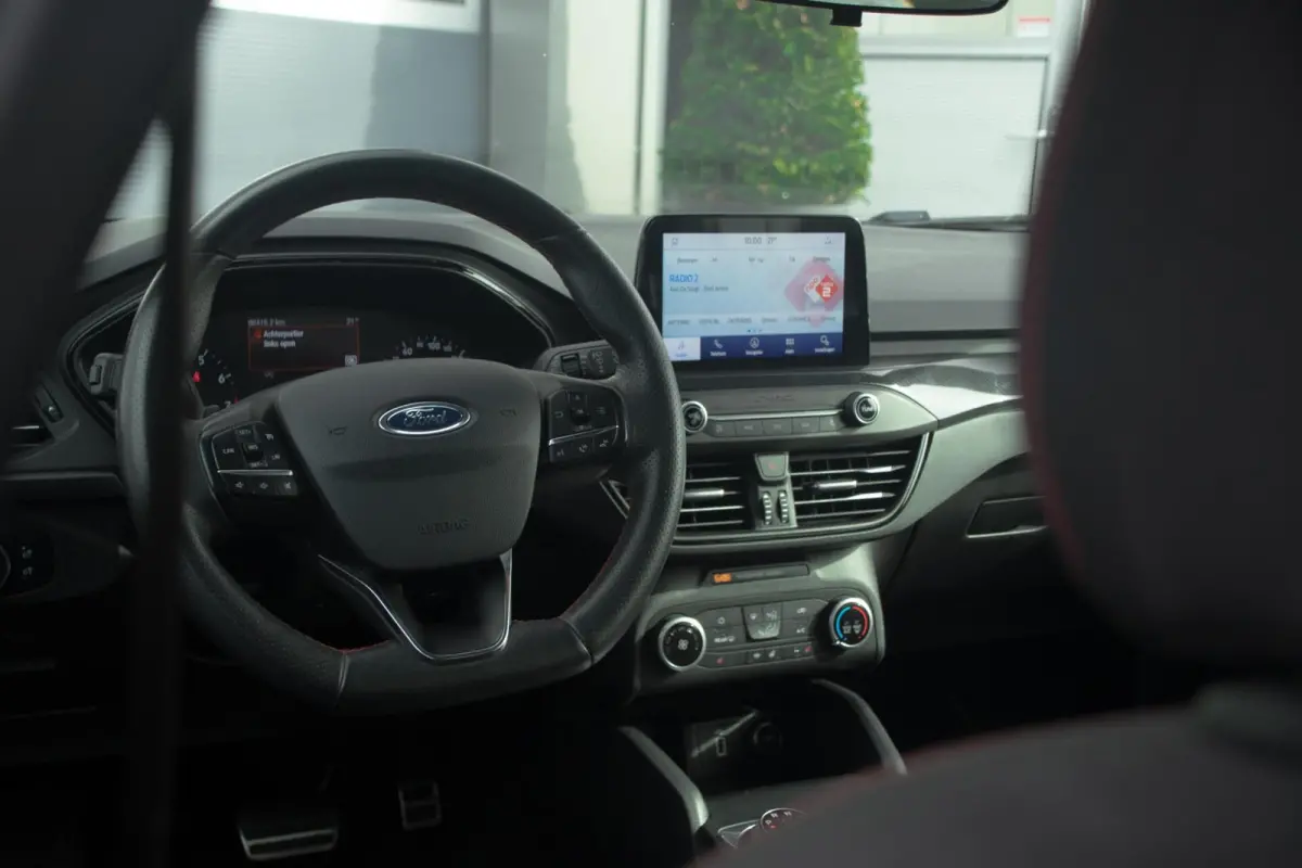 1.0 EcoBoost Titanium ST-line| Cruise | Navi