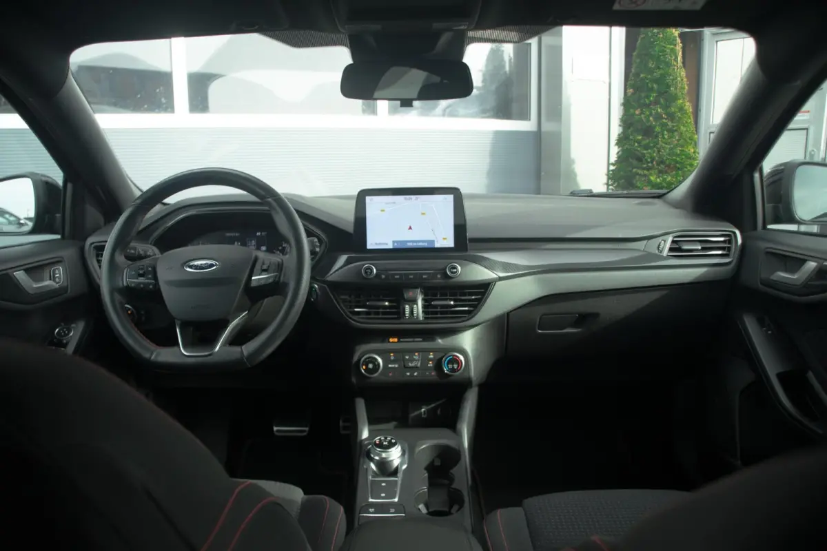 1.0 EcoBoost Titanium ST-line| Cruise | Navi