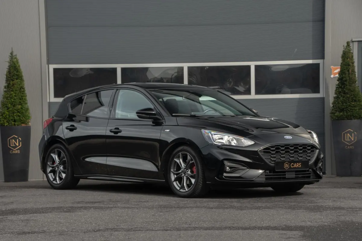 1.0 EcoBoost Titanium ST-line| Cruise | Navi