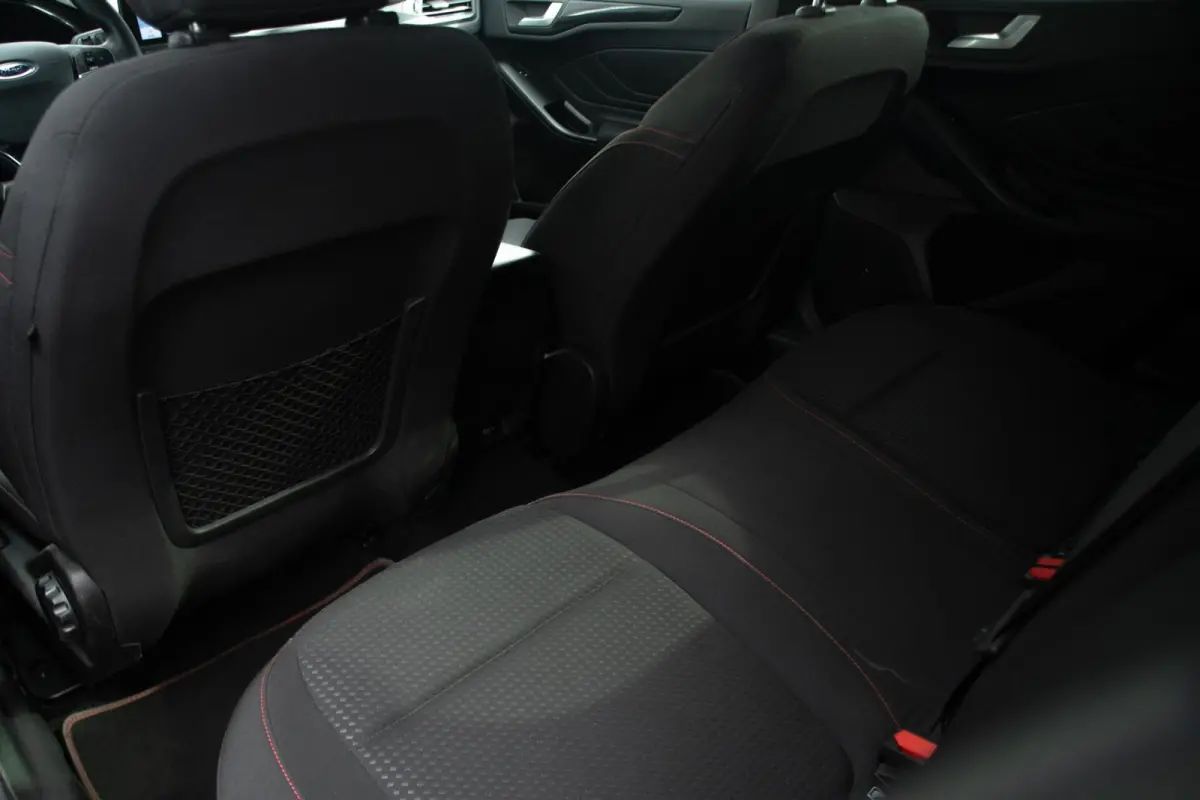 1.0 EcoBoost Titanium ST-line| Cruise | Navi