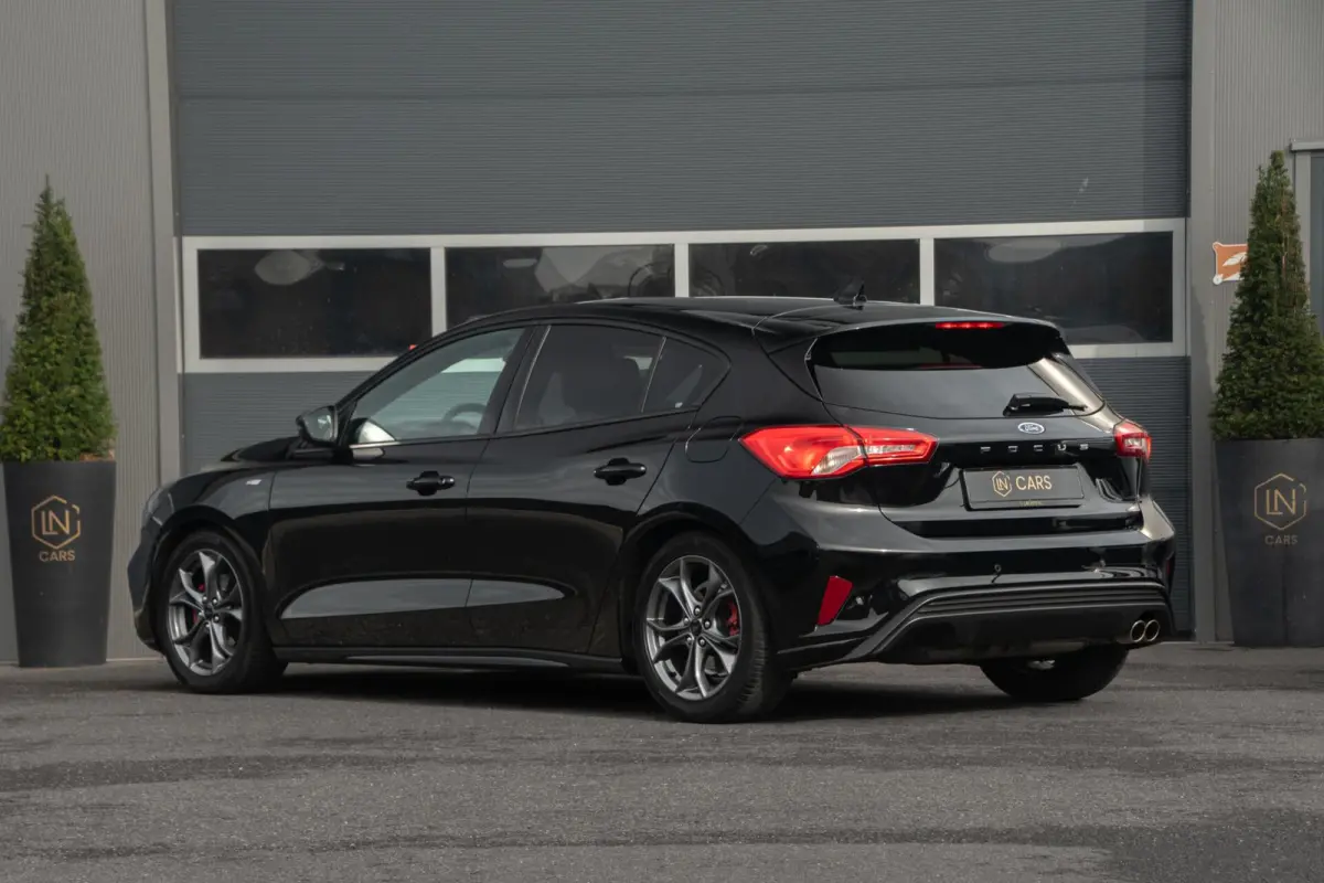 1.0 EcoBoost Titanium ST-line| Cruise | Navi