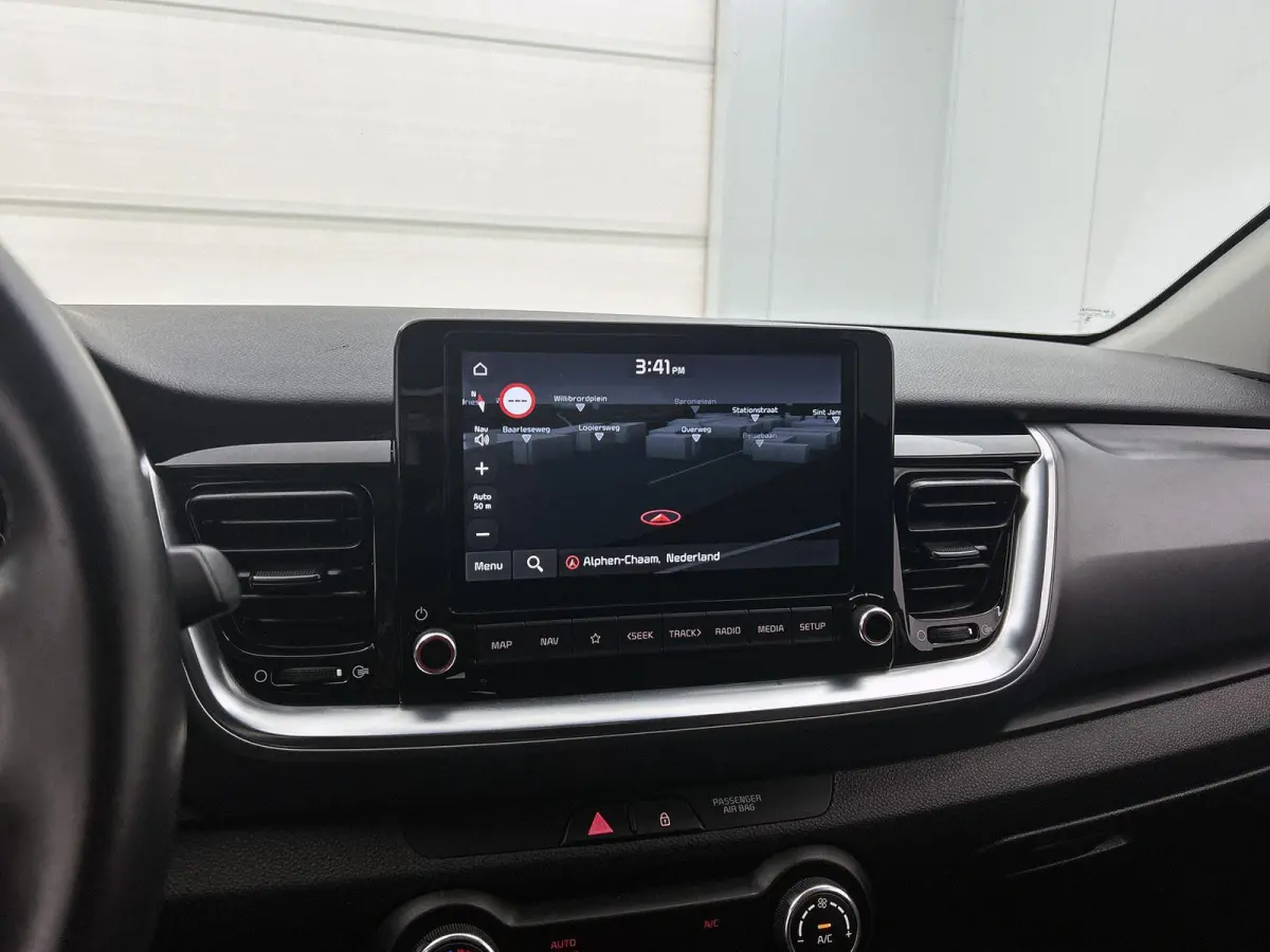 1.0 T-GDi MHEV DynamicPlusLine | AUTOMAAT | ACHTERUITRIJCAMERA | APPLE CARPLAY | CLIMATE CONTROL | ANDROID AUTO | NAVIGATIE |