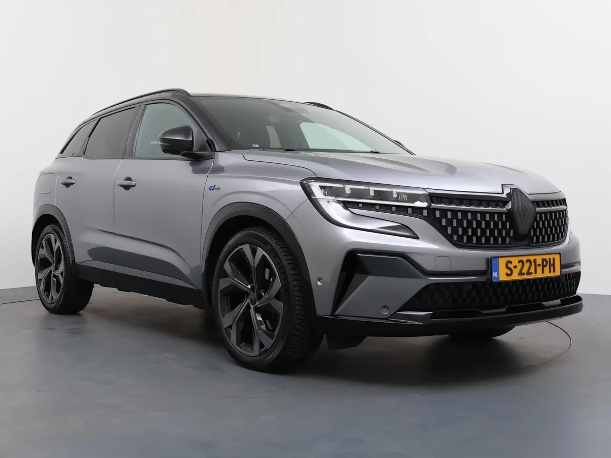 iconic esprit Alpine E-Tech full hybrid 200 | SoH 96% | Panoramadak | Harman Kardon |