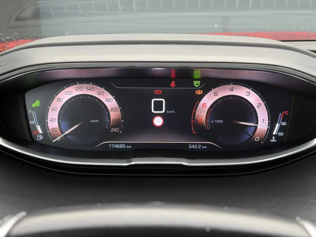 1.2 PureTech GT Line ✓D-riem vv in 2026✓1e Eigenaar✓360 ° Camera✓Pano✓Massage stoel✓Draadloze telefoonlader✓Carplay✓Stoelvw✓Leder✓Navi✓Pdc V+A✓6 Bak✓Dealer Onderho