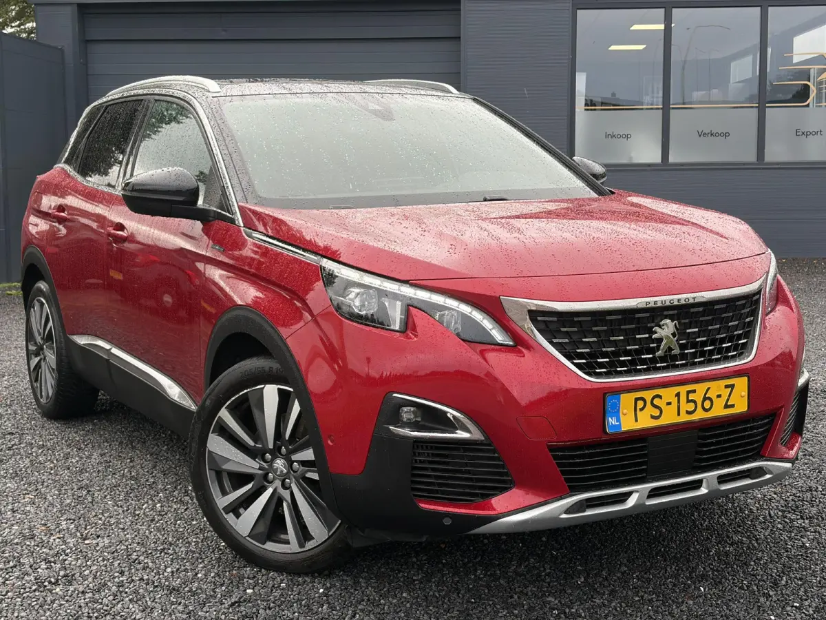 1.2 PureTech GT Line ✓D-riem vv in 2026✓1e Eigenaar✓360 ° Camera✓Pano✓Massage stoel✓Draadloze telefoonlader✓Carplay✓Stoelvw✓Leder✓Navi✓Pdc V+A✓6 Bak✓Dealer Onderho