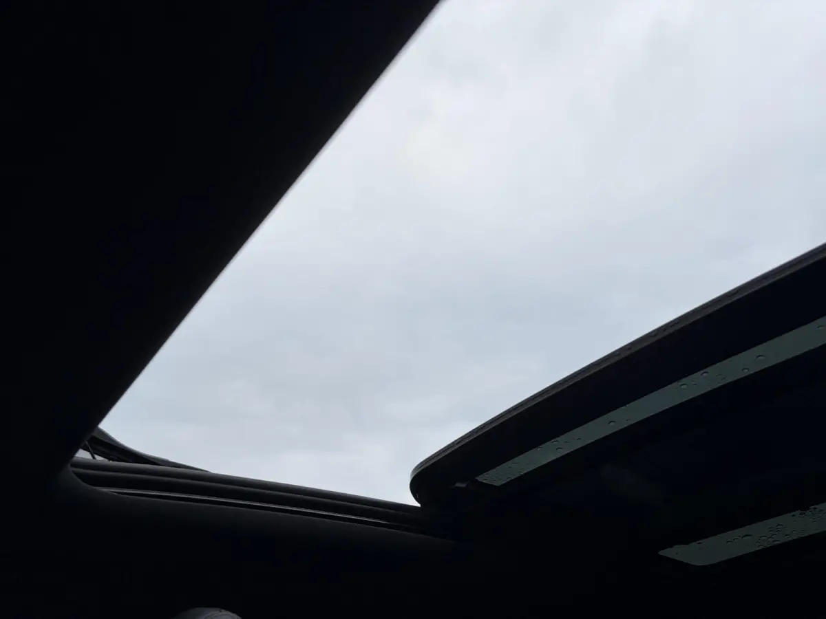 1.2 PureTech GT Line ✓D-riem vv in 2026✓1e Eigenaar✓360 ° Camera✓Pano✓Massage stoel✓Draadloze telefoonlader✓Carplay✓Stoelvw✓Leder✓Navi✓Pdc V+A✓6 Bak✓Dealer Onderho
