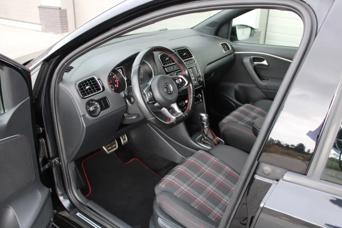 1.8 TSI GTI DSG|18''GTI|NAVI|SPORTONDERSTEL|FULL LED|FLIPPERS|BOM VOL