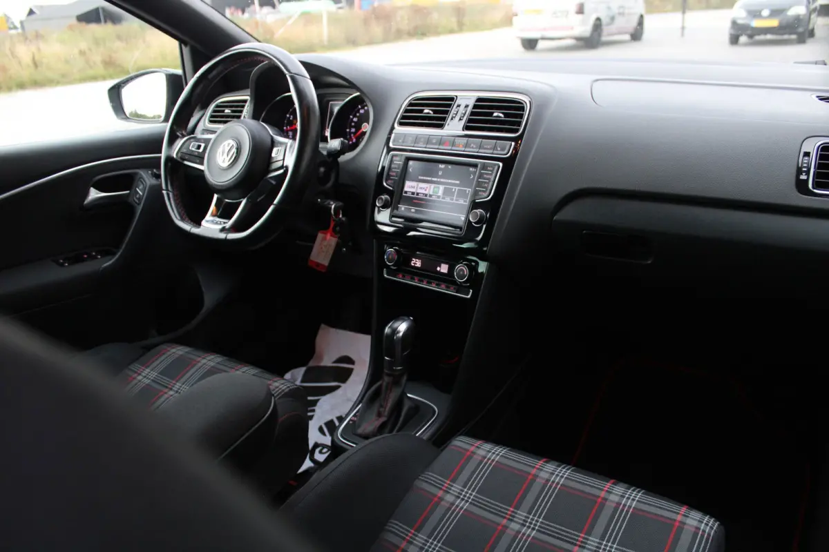 1.8 TSI GTI DSG|18''GTI|NAVI|SPORTONDERSTEL|FULL LED|FLIPPERS|BOM VOL