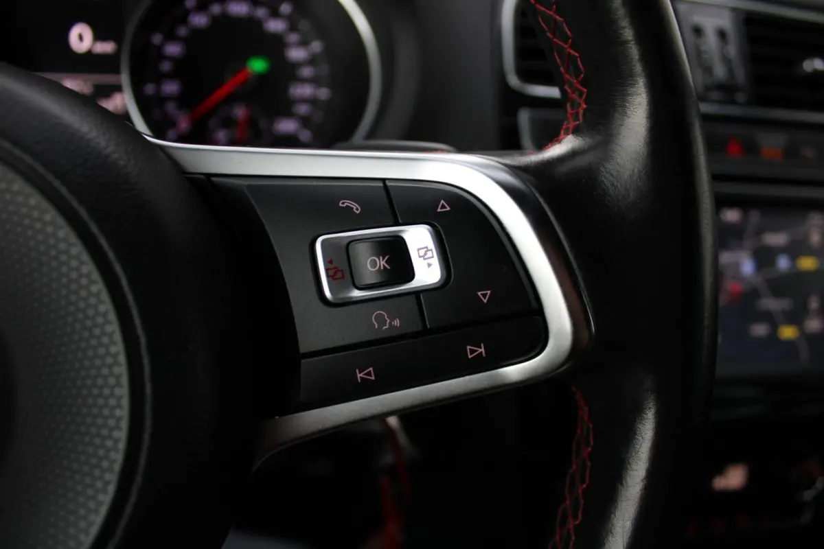 1.8 TSI GTI DSG|18''GTI|NAVI|SPORTONDERSTEL|FULL LED|FLIPPERS|BOM VOL