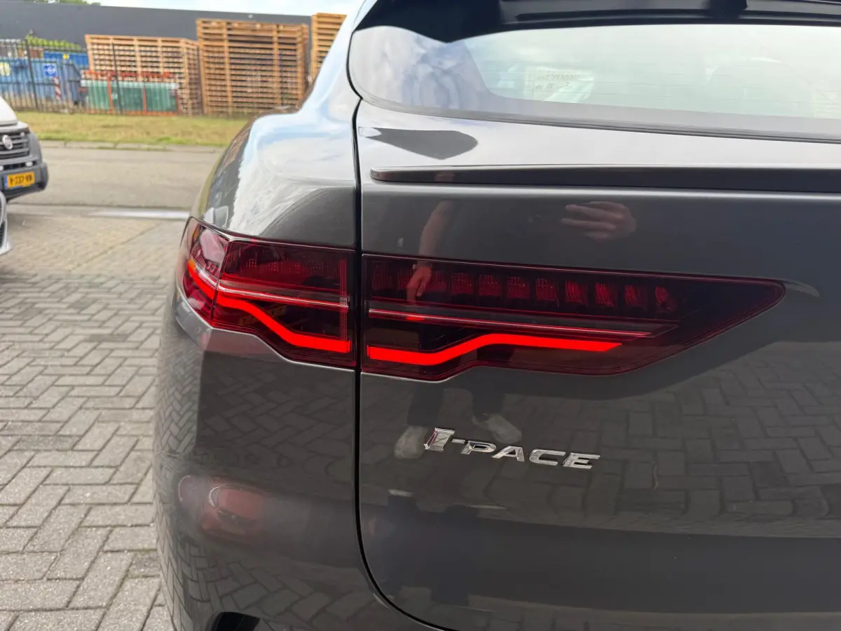 EV400 Business Edition S 90 kWh | 1E EIGENAAR | 3/6/12 MND GARANTIE | SOH 92% | DAB | CARPLAY | LED | PANO| CRUISE | STOELVERW. |
