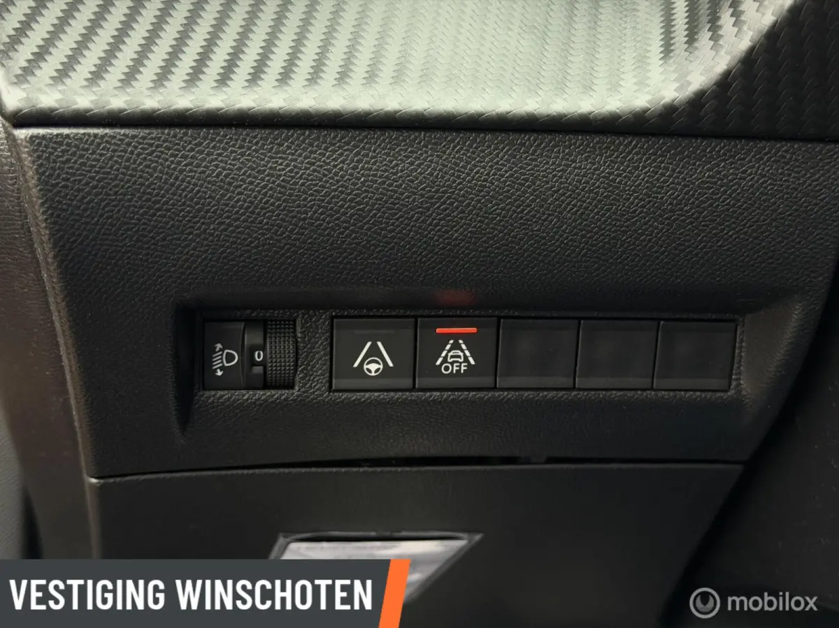 1.2 PureTech Allure | Schuif/Kanteldak | Led | Stoelverwarming | Clima | Trekhaak |
