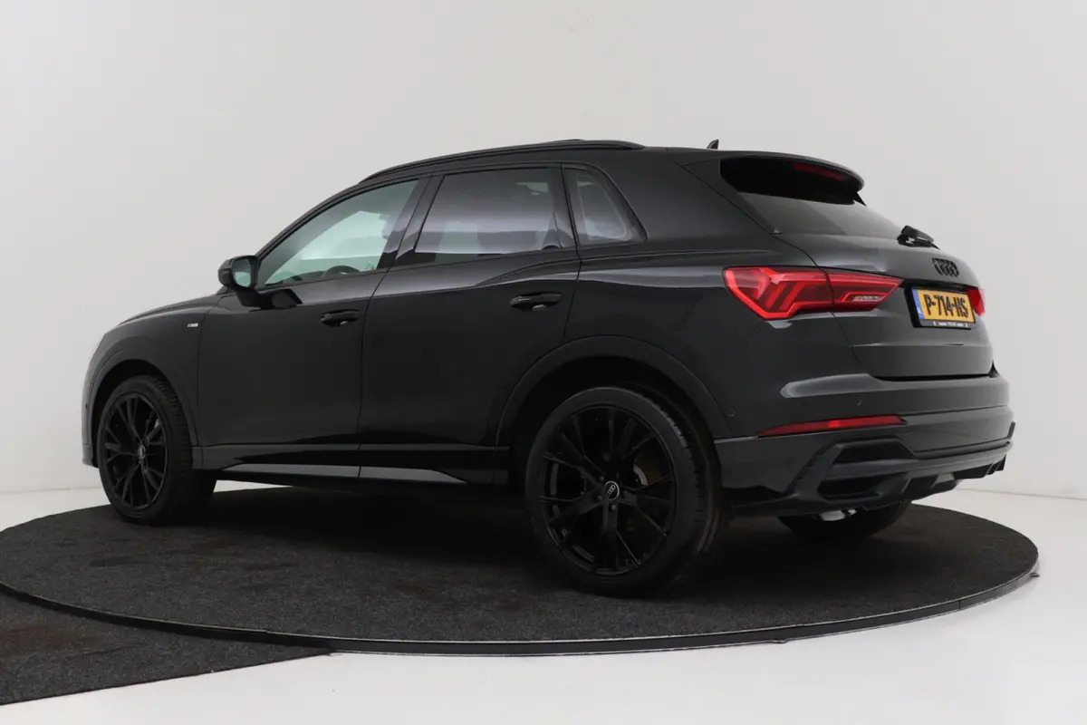 35 TFSI S-Line edition | Uitklap Trekhaak | Panoramadak | Sportstoelen | Stoelverwarming | Digital Cockpit | CarPlay |