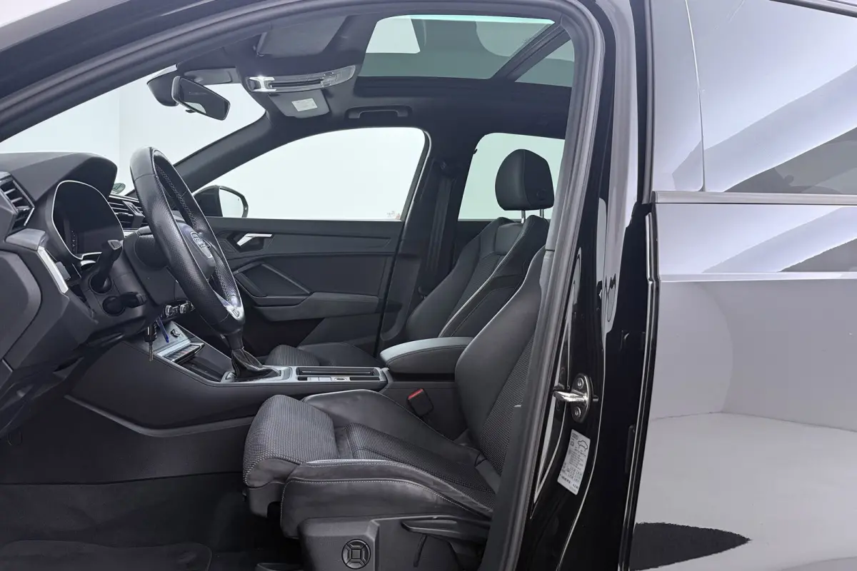 35 TFSI S-Line edition | Uitklap Trekhaak | Panoramadak | Sportstoelen | Stoelverwarming | Digital Cockpit | CarPlay |