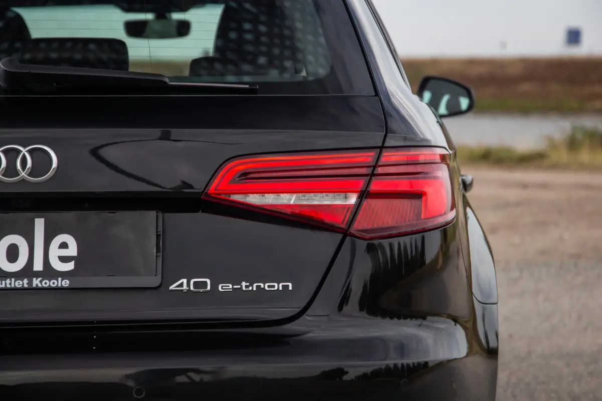 40 TFSI e Edition AIRCO / CRUISE CONTROLE / BRUIN LEER / AUTOMAAT / PHEV