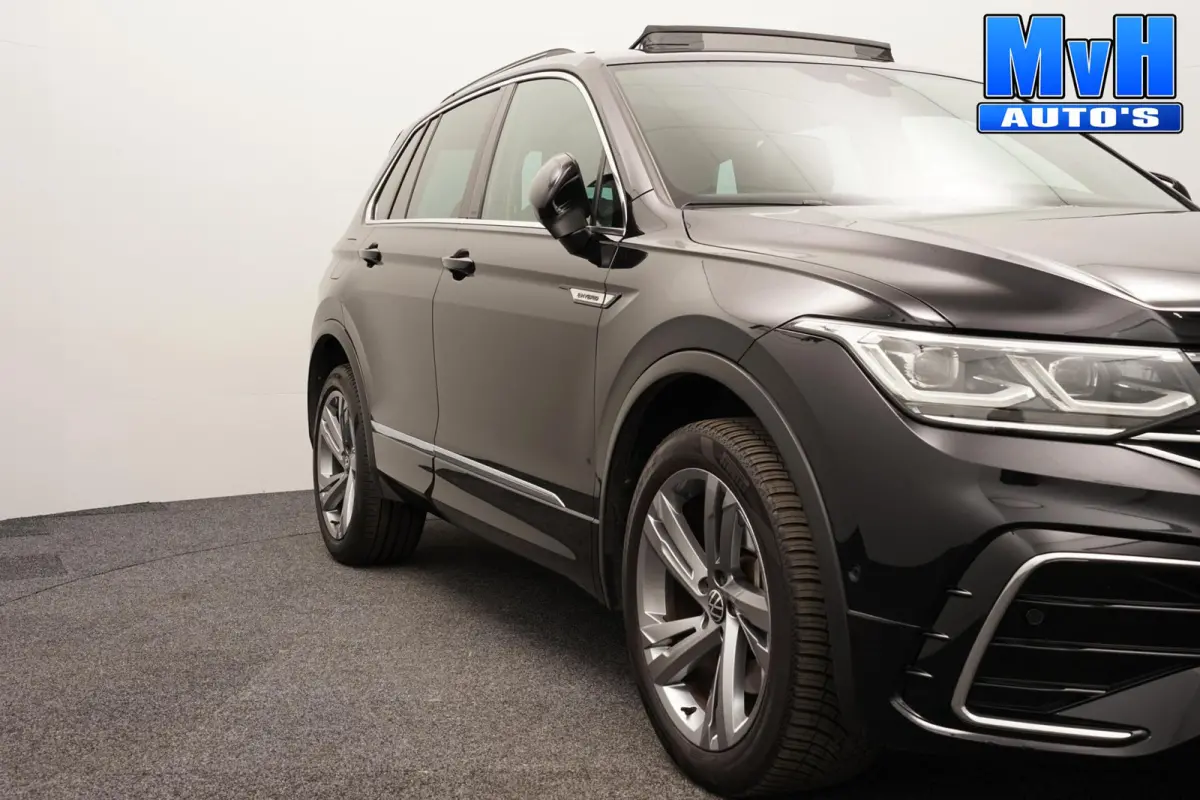 1.4 TSI PHEV R-Line|PANO|BOMVOL!|SOH.94%