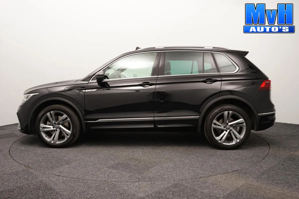 1.4 TSI PHEV R-Line|PANO|BOMVOL!|SOH.94%