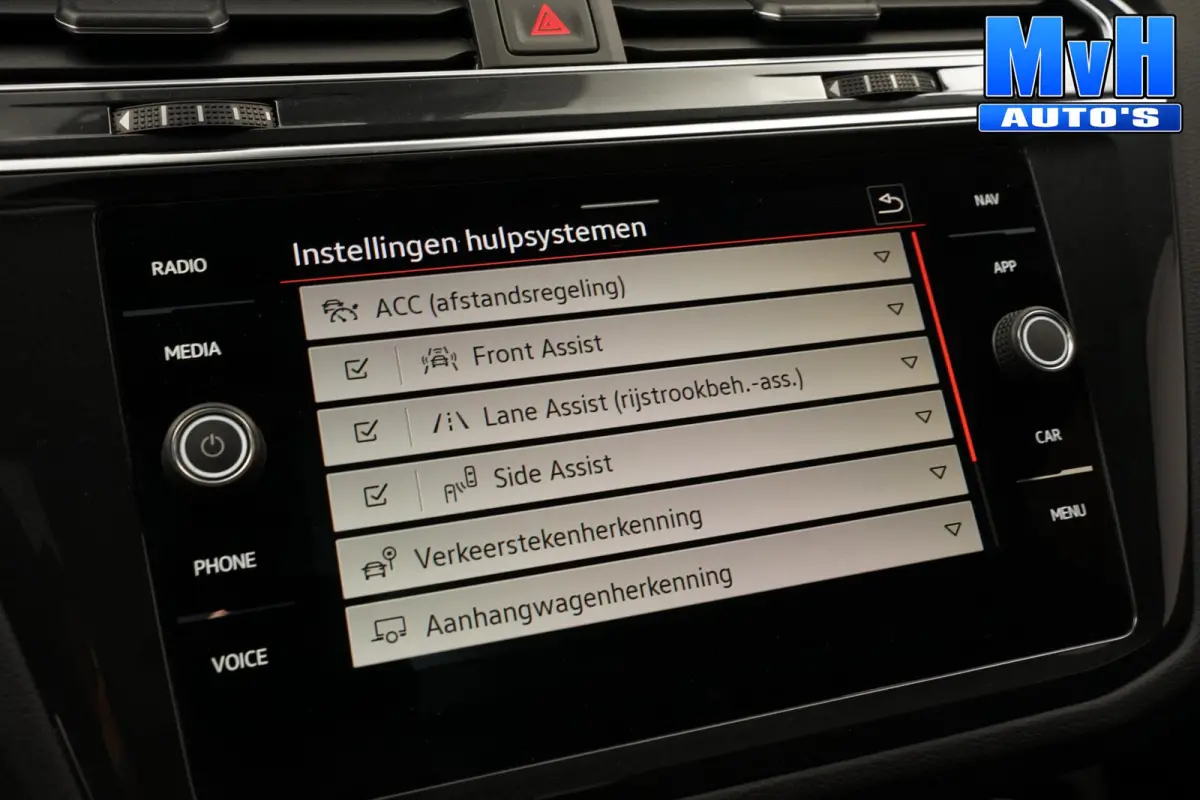 1.4 TSI PHEV R-Line|PANO|BOMVOL!|SOH.94%