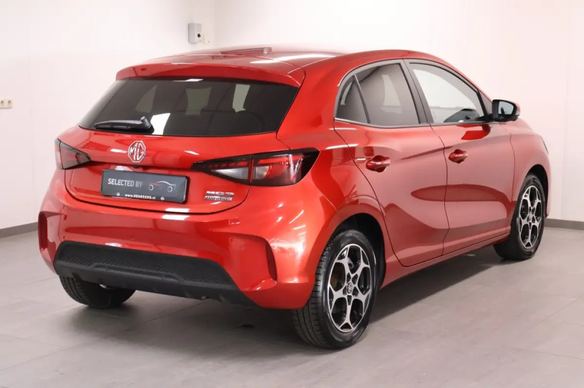 1.5 Hybrid+ Luxury