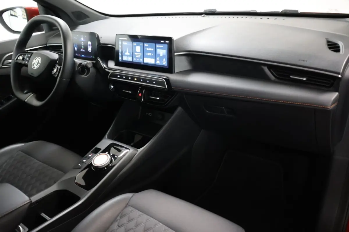 1.5 Hybrid+ Luxury