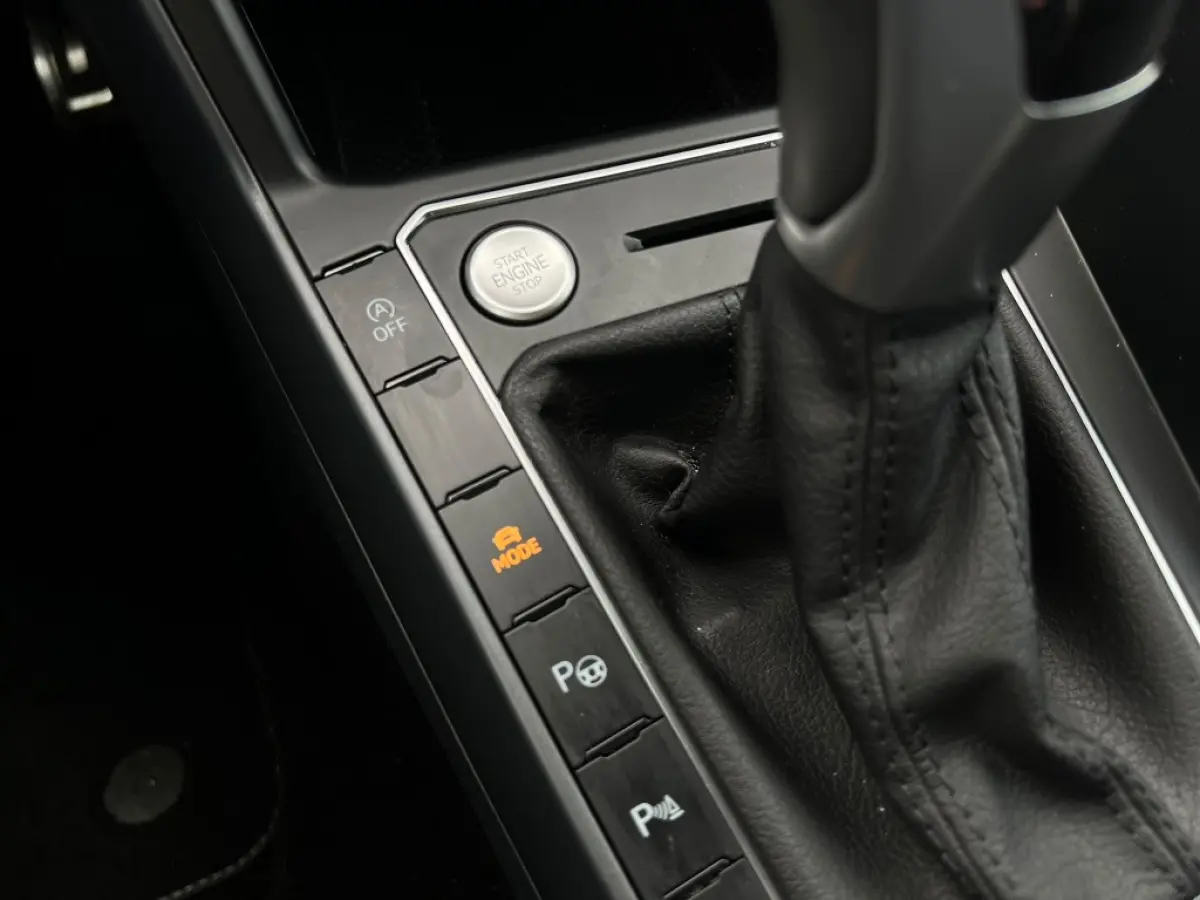 1.5TSI 150pk DSG R-Line Black Style | ACC | Trekhaak | Navi | Isofix