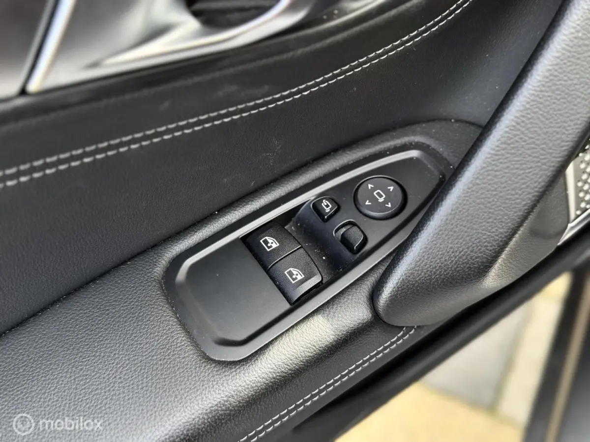 sDrive20i M Sport |Kuip |H&K |NL Auto