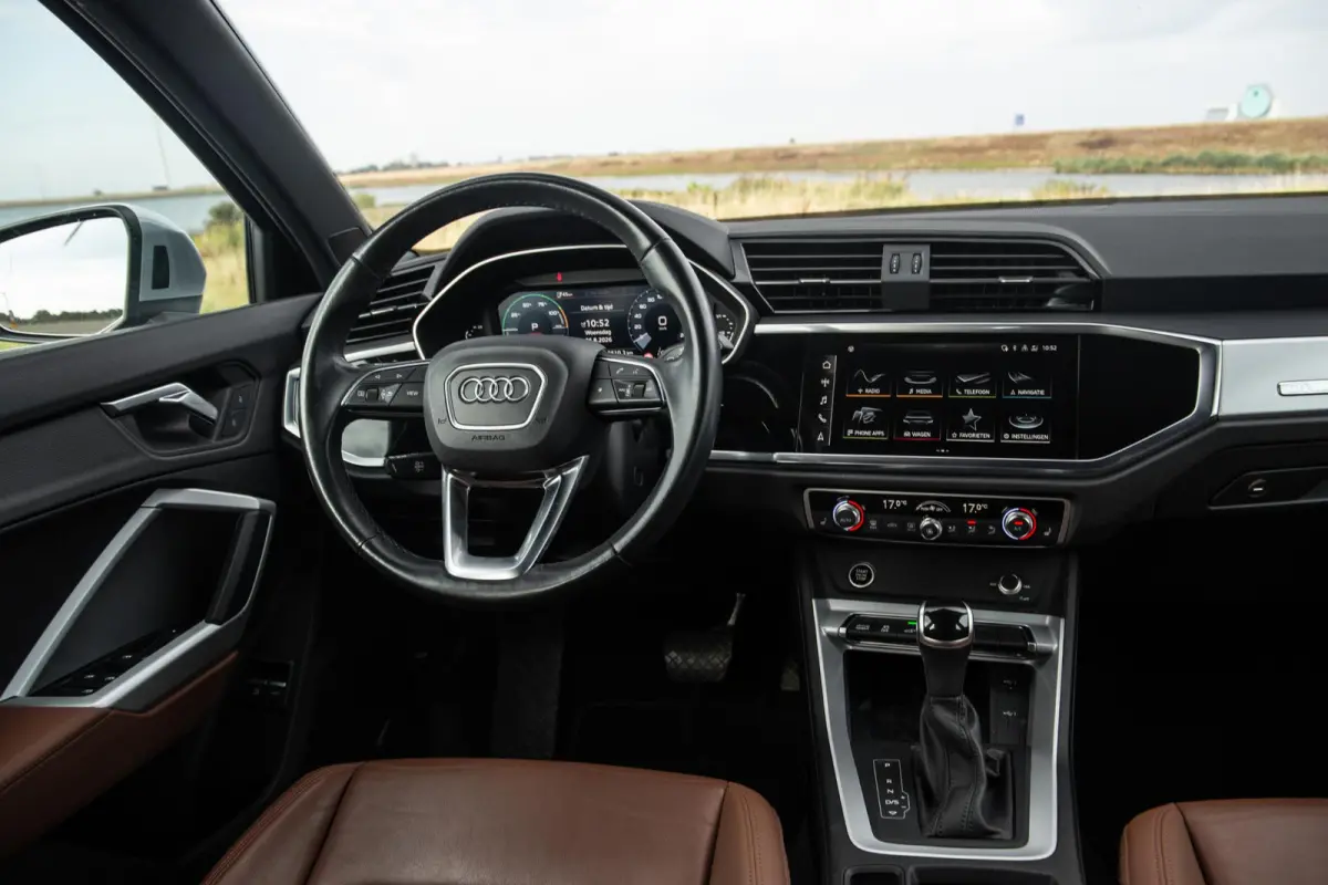 45 TFSI e edition VIRTUAL COCKPIT / CRUISE CONTROLE / AIRCO / BRUIN LEER / PHEV
