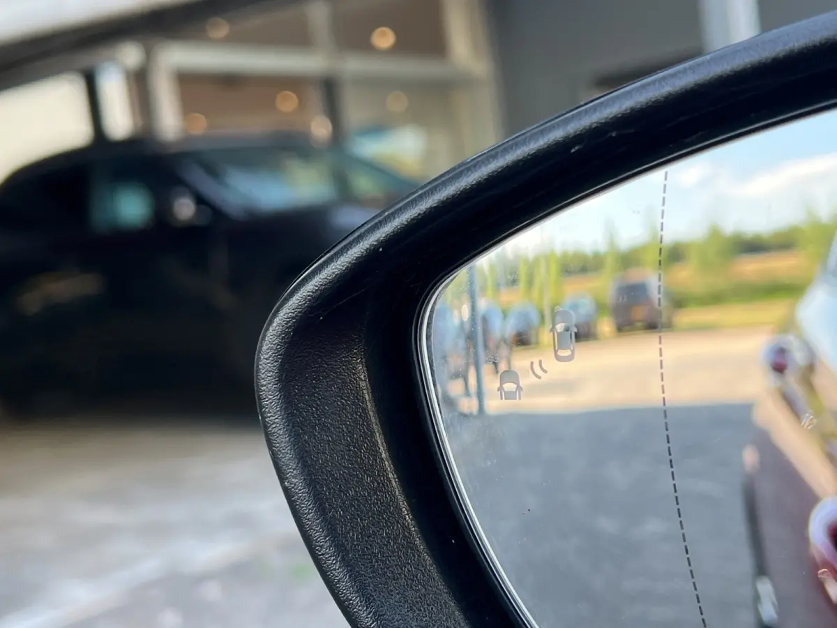 1.0 T-GDI 100pk N-Line | Camera | Carplay | Premium audio | Cruise controle | Navigatie | 17'' velgen | Dodehoek detectie | Parkeersensoren
