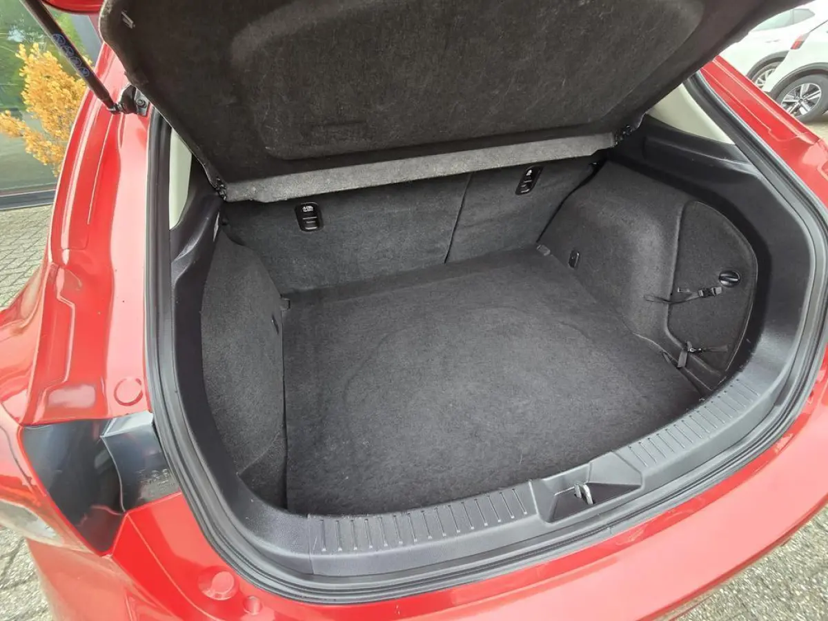 2.0 SkyActiv-G 120 GT-M Clima|Navi|Leer|LED|Bose|Camera|Nap!!